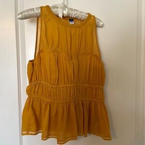 NWT Old Navy sleeveless top, sz M, yellow/gold